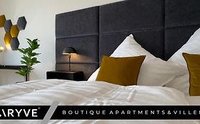 ARYVE Boutique-Apartment DRESDNER PENTHOUSE mit Dachterrasse - Tiefgaragenstellplätze - Design-Interieur